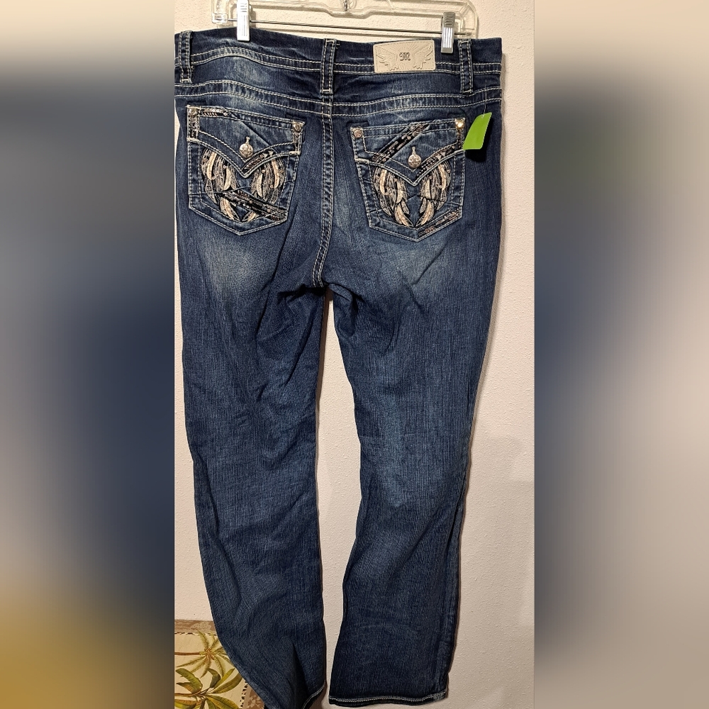Miss Me Dark Blue Boot Cut Jeans with Embroidered Pockets sz. 32